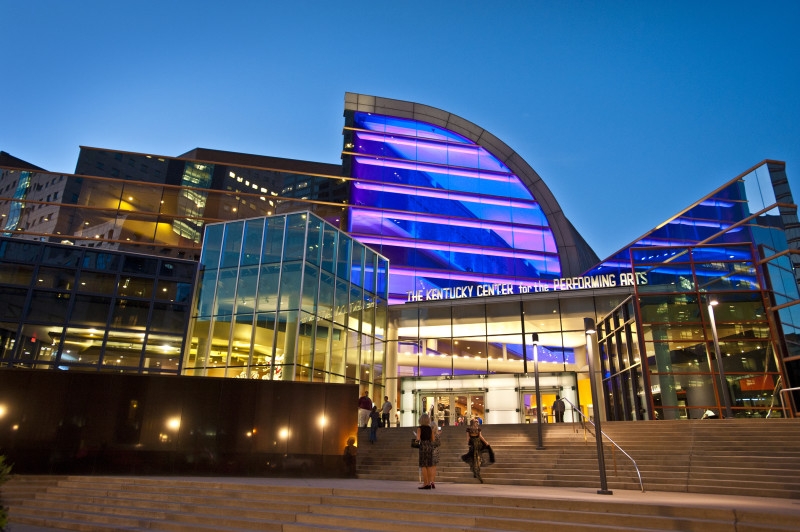 Work continues on Kentucky Center for the Performing Arts building