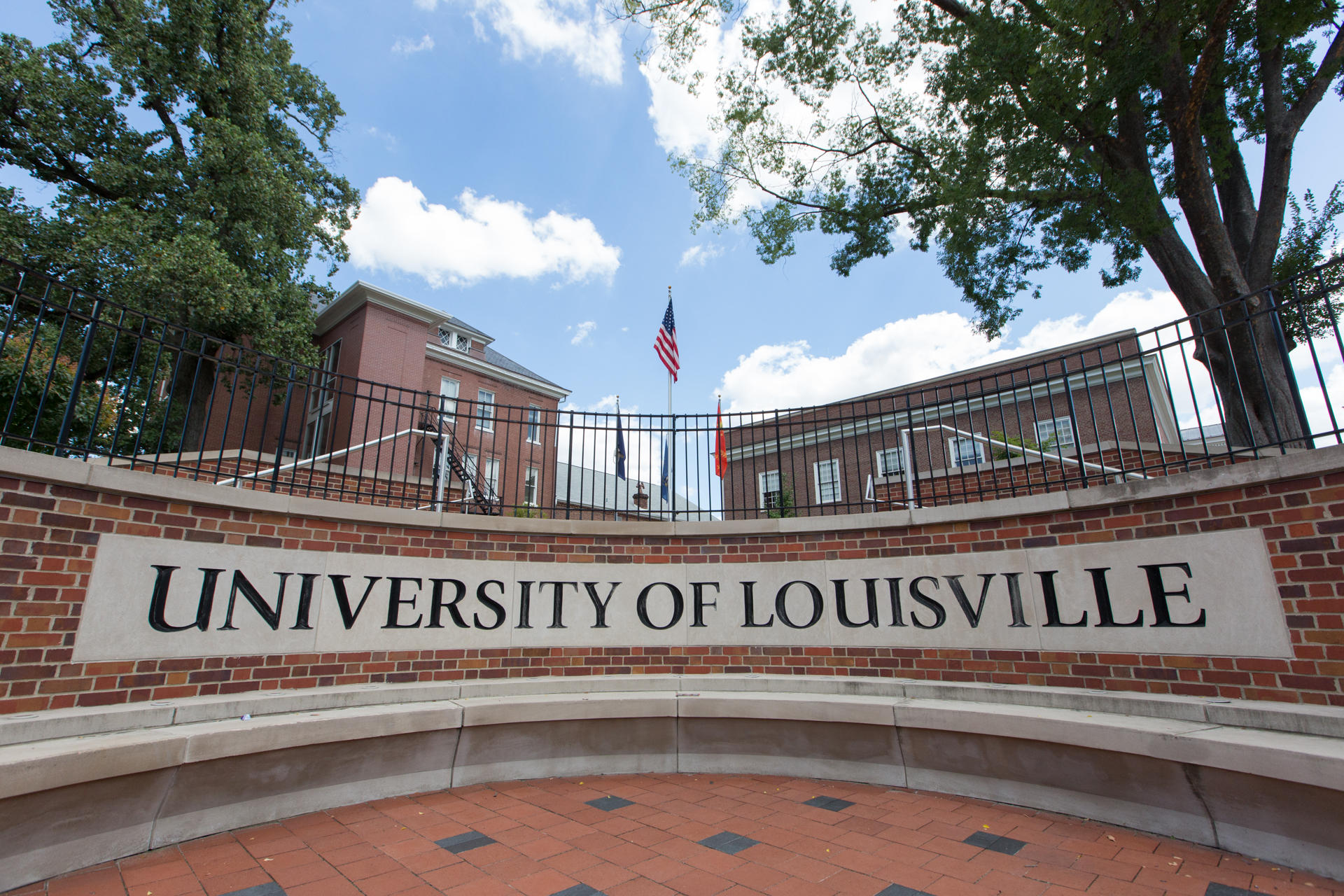 University of Louisville LOUISVILLE, KY