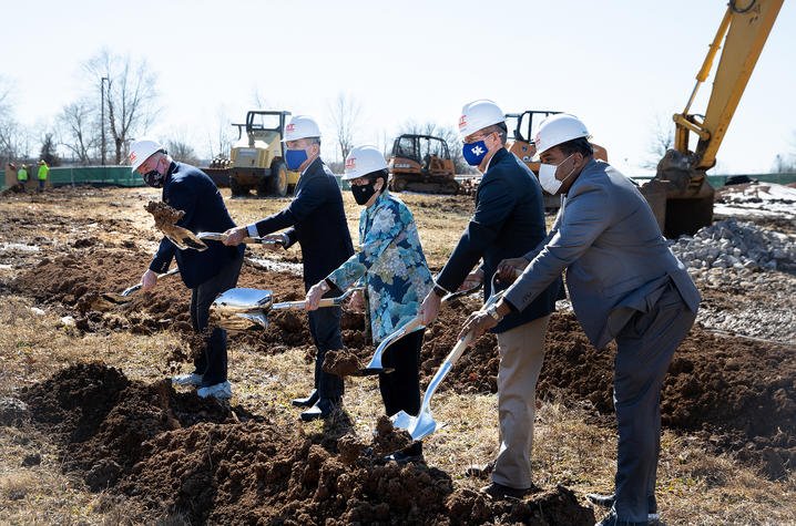 Uk Breaks Ground On High-tech Incubator Facility At Coldstream Research 