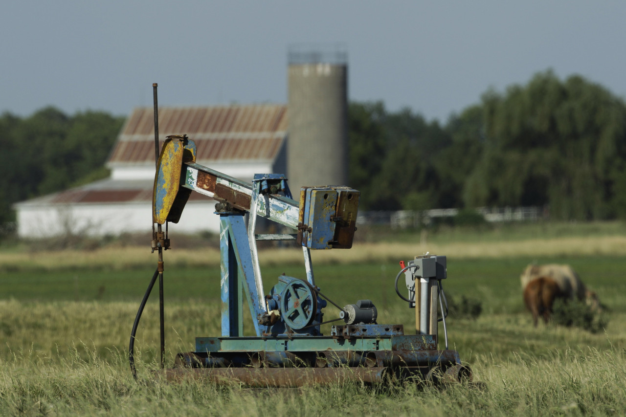 $25 million grant awarded to plug orphan wells - The Lane Report ...