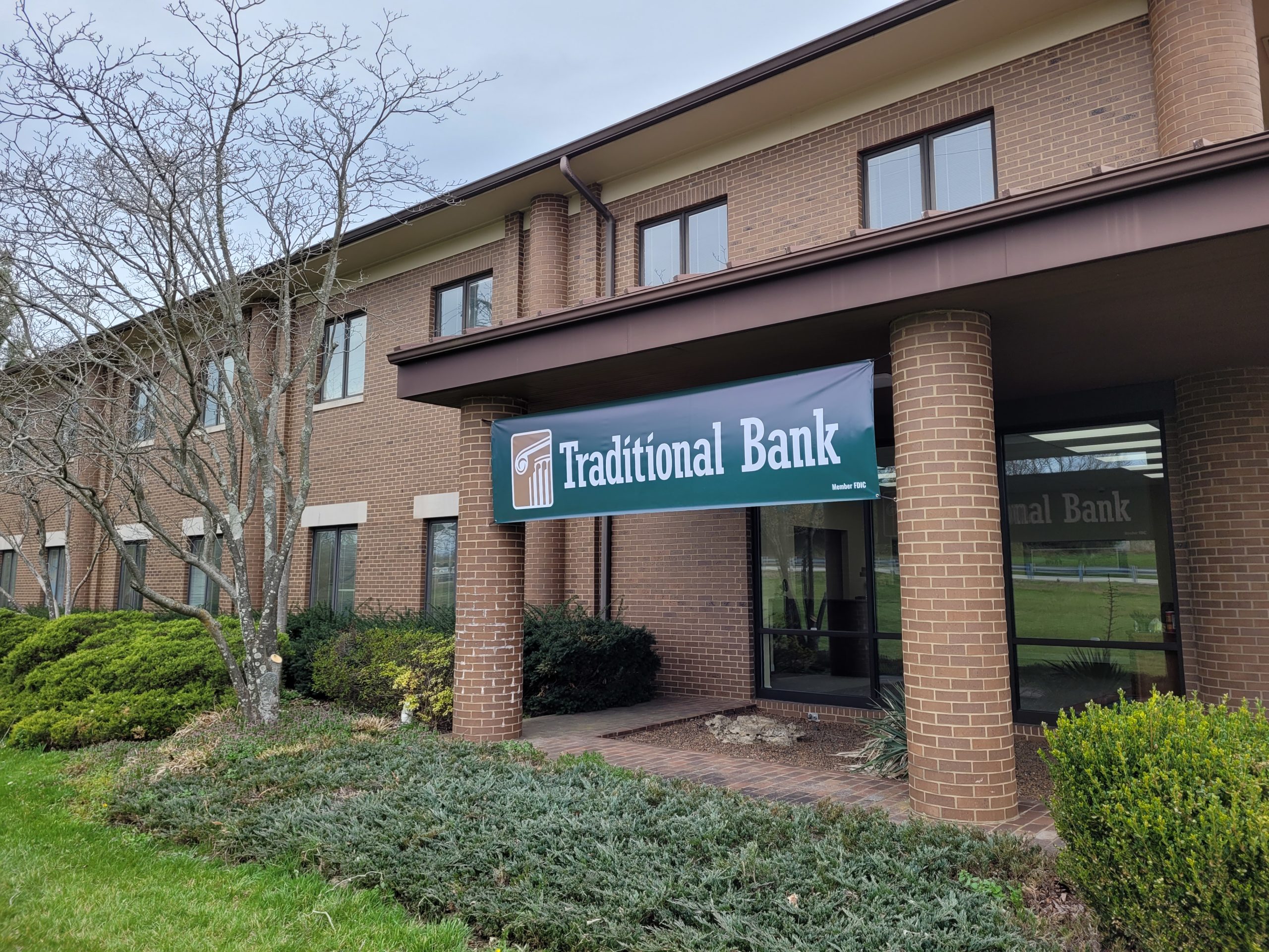 Traditional Bank now open in Shelbyville, Kentucky Lane Report