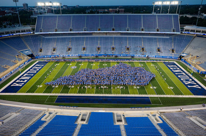 New Lexington business prepares UK fans for first football game of the  season