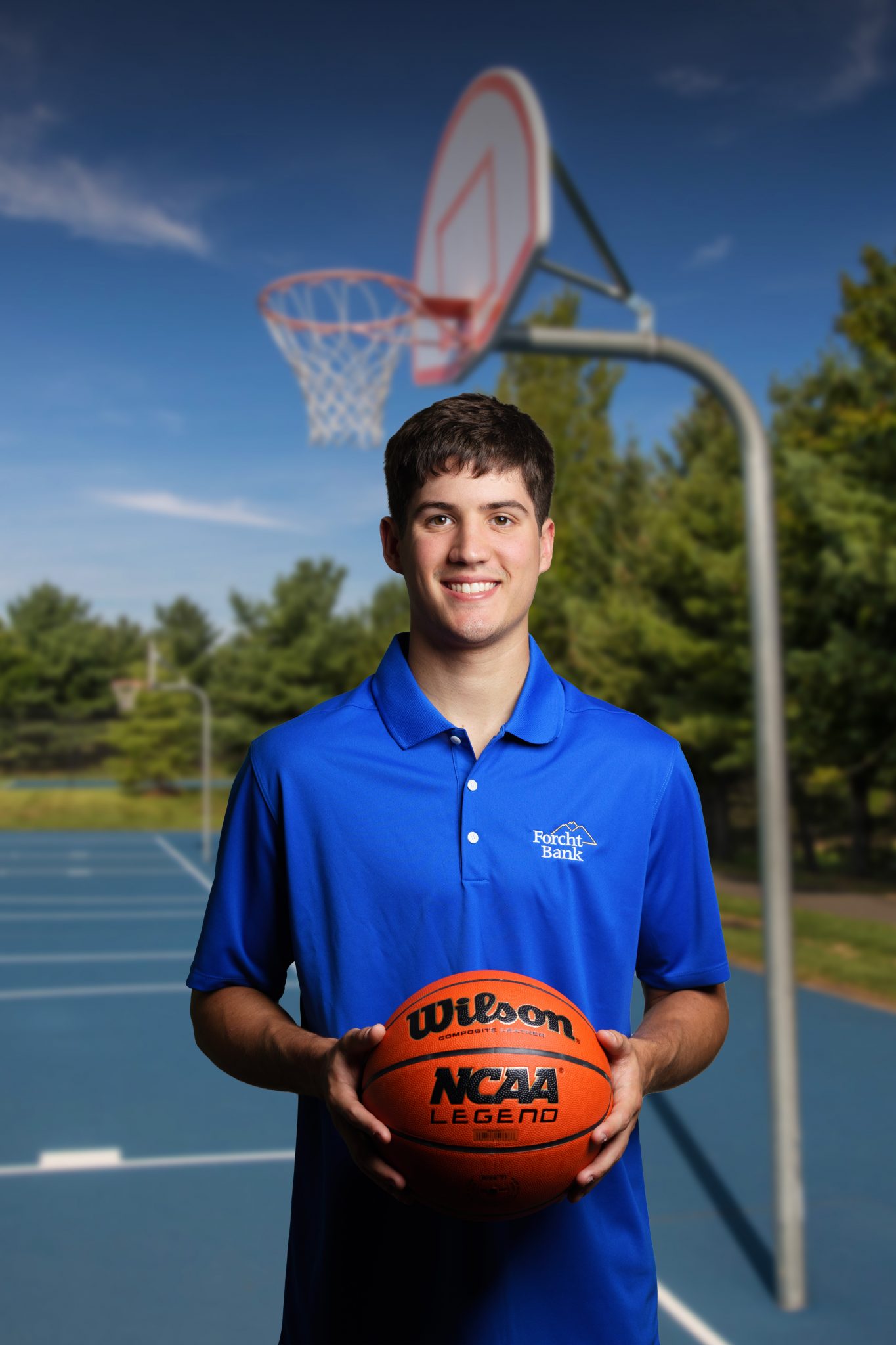 Forcht Bank partners with University of Kentucky basketball player Reed