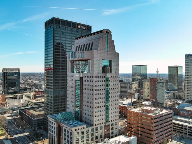 Downtown Louisville’s Humana building to become dual-tower 1,000-room hotel
